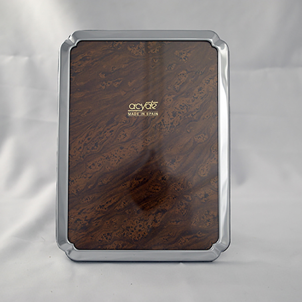 D8 marco plateado 13x18